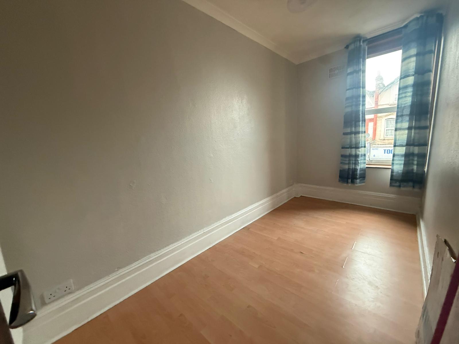 🏡 1-Bedroom Flat – Prime Location – London Road, Mitcham/Tooting