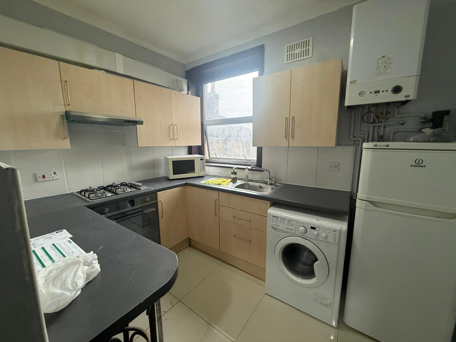 🏡 1-Bedroom Flat – Prime Location – London Road, Mitcham/Tooting - Image 7