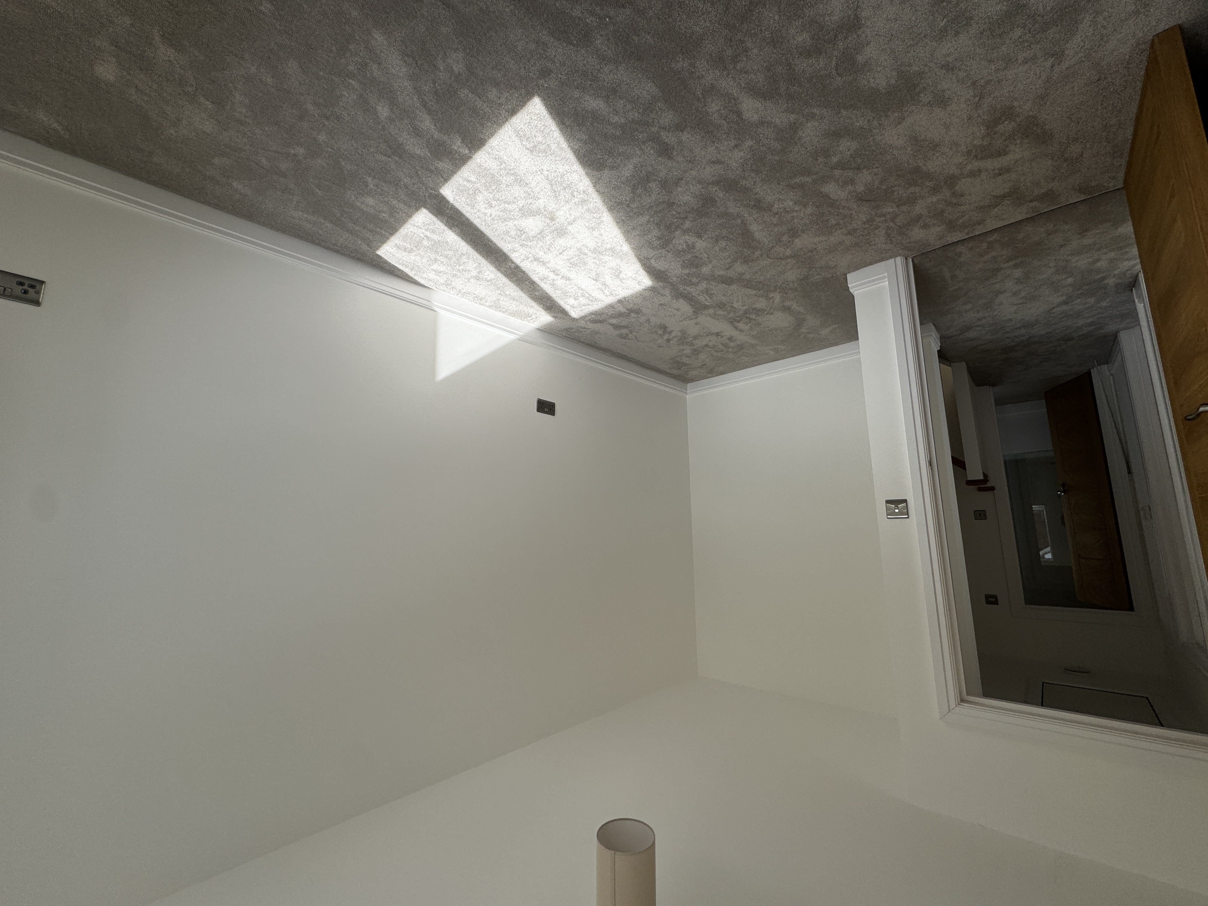 4 Bedroom 2 Bathroom House With Garden In Mitcham Thumbnail 9
